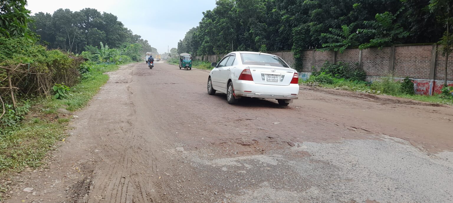ঝিনাইদহ-যশোর মহাসড়ক ছয় লেন প্রকল্প :পাঁচ বছরে অগ্রগতি ৩.৫%