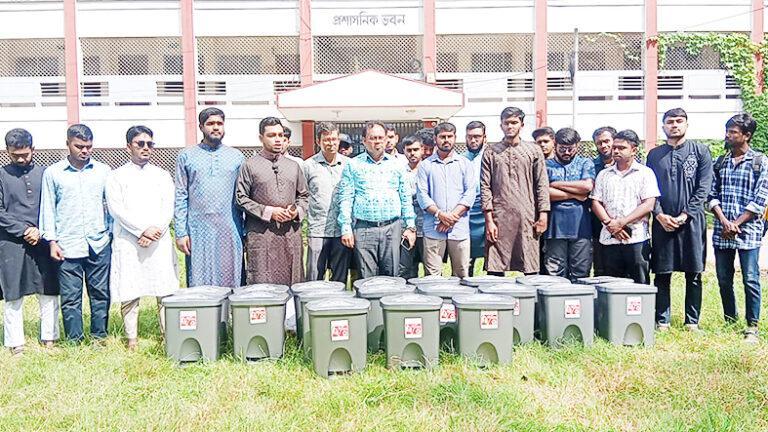 মাগুরায় কলেজ ক্যাম্পাসে ছাত্রশিবিরের ডাস্টবিন স্থাপন