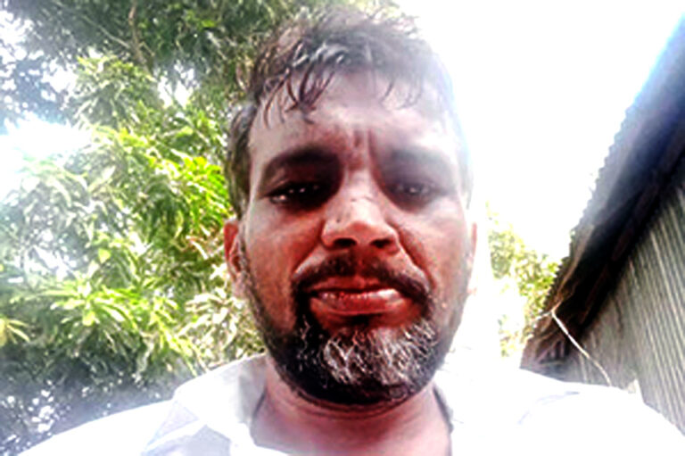 মাদক কারবারের প্রতিবাদ :  কালিয়ায় স্বেচ্ছাসেবক দল নেতাকে হত্যা
