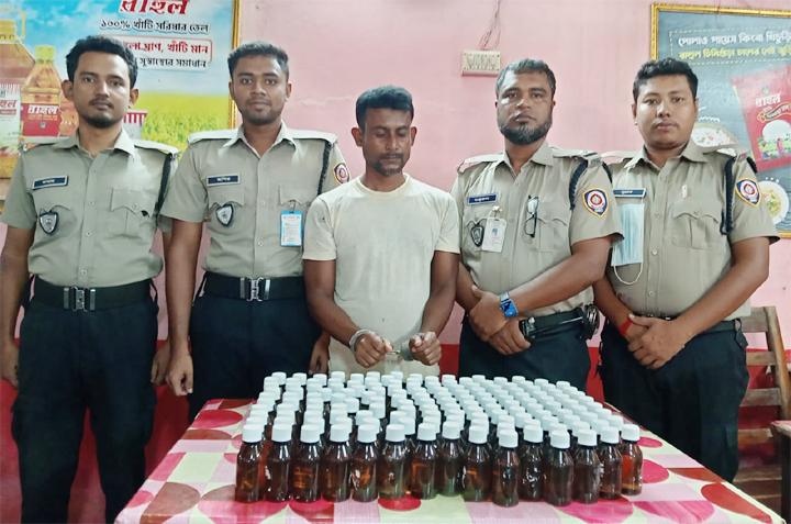 যশোরে স্পিরিটসহ যুবক গ্রেফতার