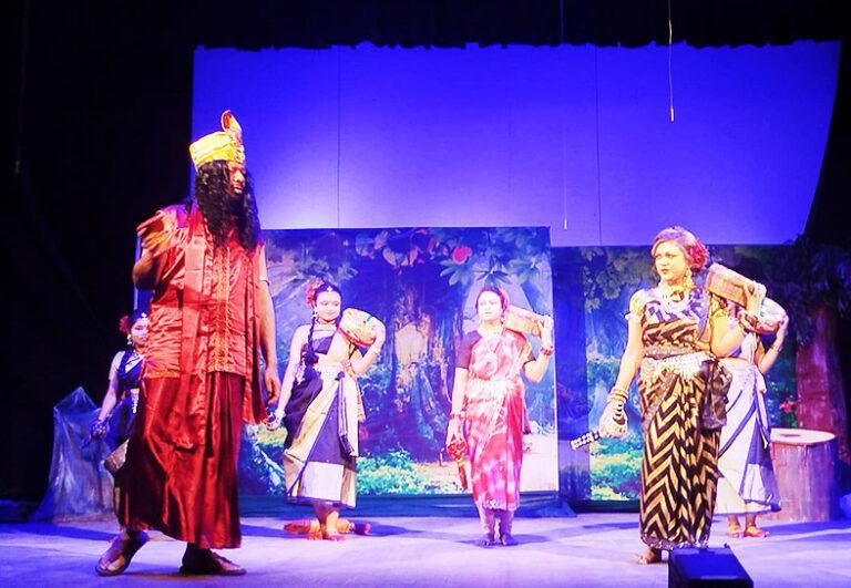 ‘বেদেনীর প্রেম’ বিমোহিত দর্শক