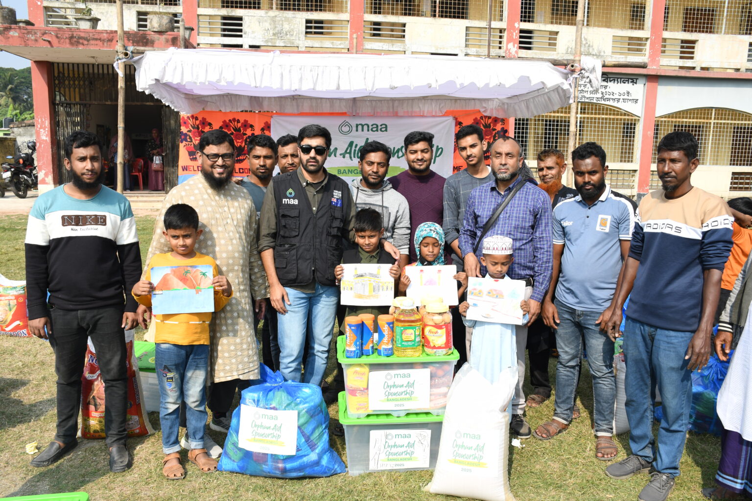 যশোরে শিশুদের শীত পোশাক দিল ‘ইমপেক্ট ইনিশিয়েটিভ’