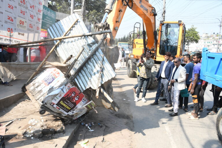 যশোর পৌরসভার উচ্ছেদ অভিযান শুরু