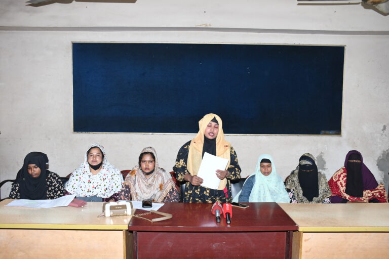 যশোরে স্বাস্থ্য স্যানিটেশন ও আবাসন প্রকল্পের নামে ৪ কোটি টাকা প্রতারণার অভিযোগ