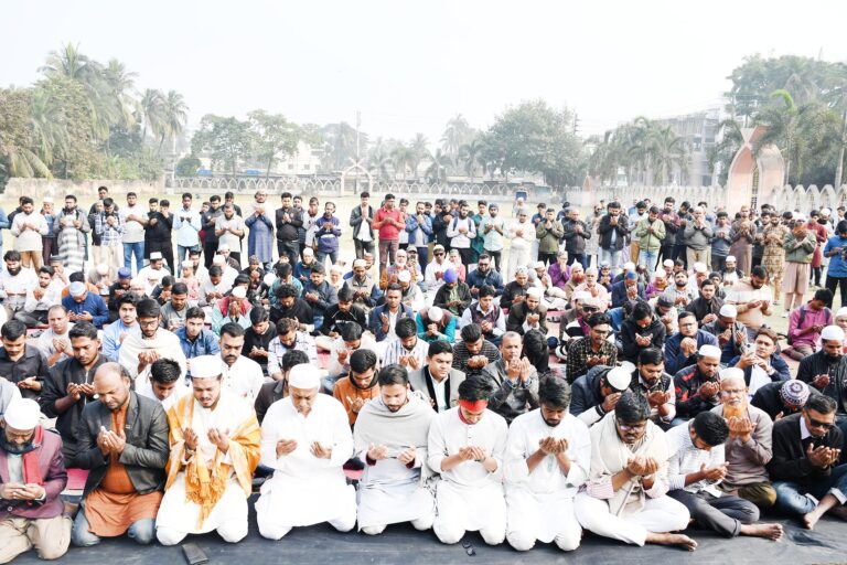 যশোরে হাদির আত্মার মাগফিরাত কামনায় দোয়া মাহফিল অনুষ্ঠিত