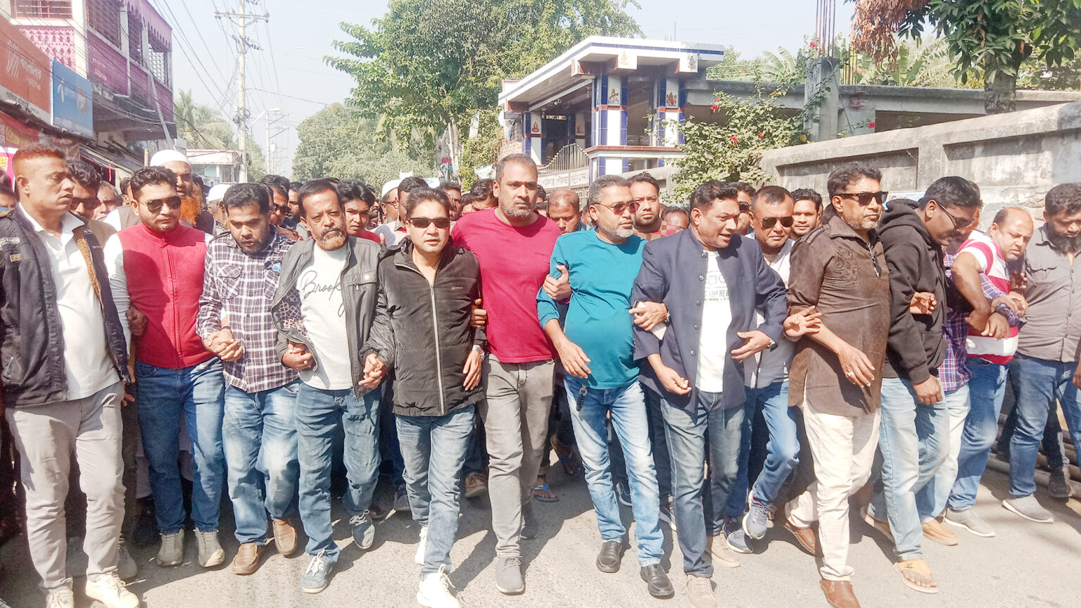 পাইকগাছায় বিএনপি’র বিক্ষোভ মিছিল ও পথসভা