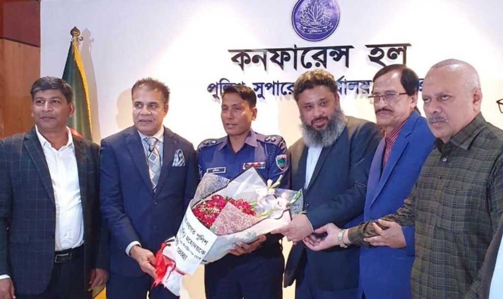 যশোরের এসপির সাথে ব্যবসায়ীদের মতবিনিময়