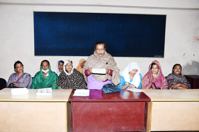 হিজড়া গোষ্ঠীর ওপর হামলার প্রতিবাদে যশোর প্রেসক্লাবে সংবাদ সম্মেলন