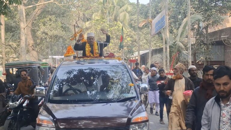শহীদদের কবর জিয়ারতের মাধ্যমে মাগুরা-২ আসনে জামায়াত প্রার্থীর নির্বাচনী প্রচারণা শুরু