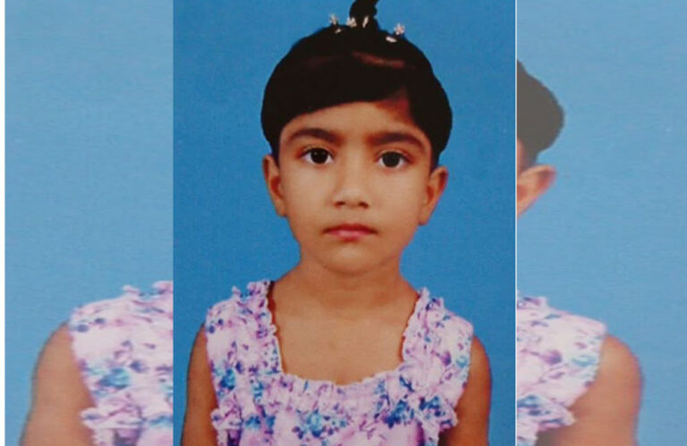 নির্বাচনী লিফলেট নিতে গিয়ে প্রাণ গেল শিশুর