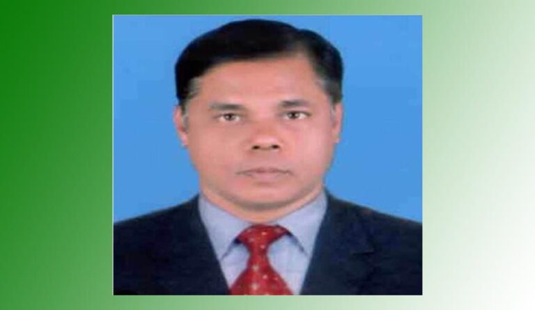 হাকিমপুর হাই স্কুলের প্রধান শিক্ষকের খুঁটির জোর কোথায়?