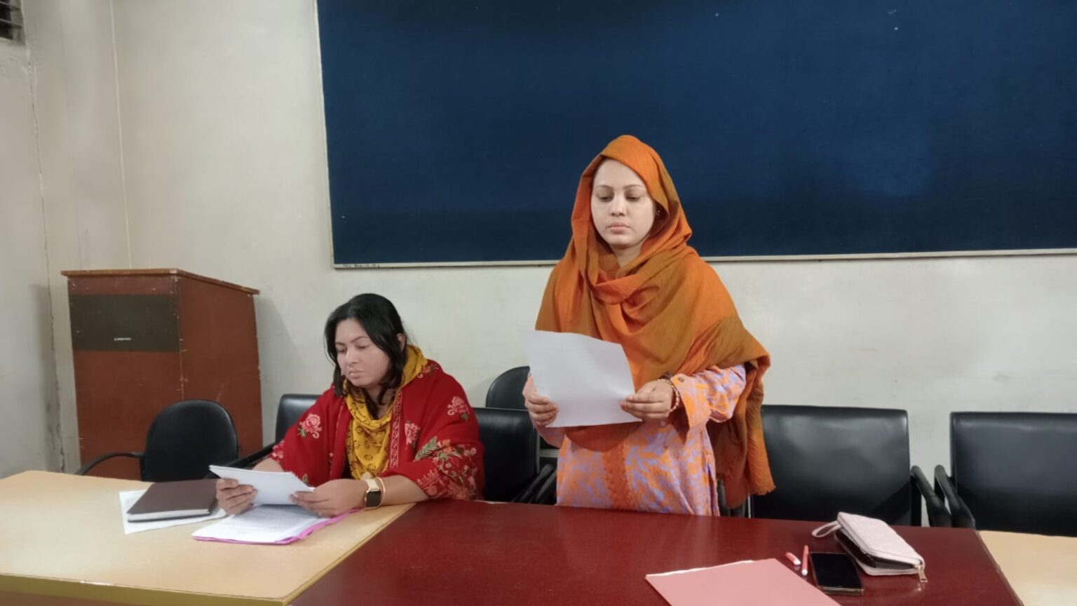 অবৈধ ভূমি দখল ও সশস্ত্র হামলার প্রতিবাদে যশোরে সংবাদ সম্মেলন