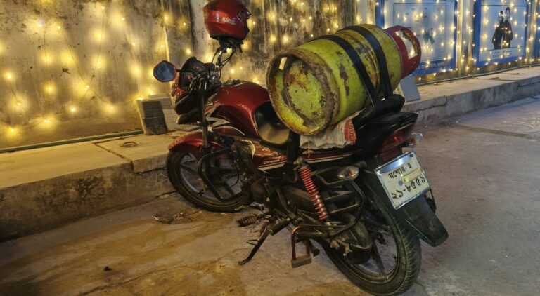 এবার যশোরে গ্যাসের দাম বৃদ্ধির গুজব