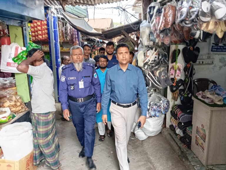 যশোরে ভোক্তার অভিযানে দুই প্রতিষ্ঠানকে জরিমানা