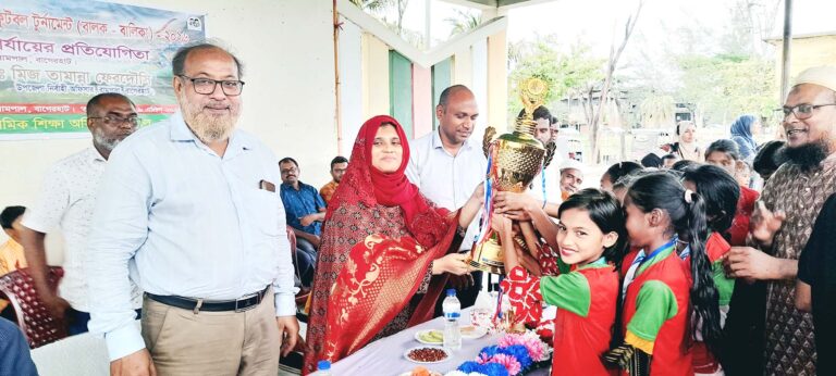 রামপালে প্রাথমিক বিদ্যালয় গোল্ডকাপ সম্পন্ন