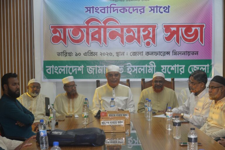 একটি সংবাদ বা ছবির মাধ্যমে দেশে বিপ্লব ঘটানো সম্ভব : মোবারক হোসেন