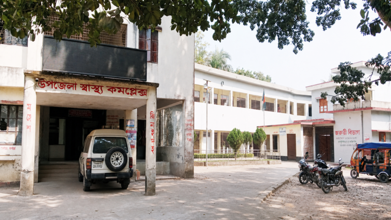 মহেশপুরে তুচ্ছ ঘটনায় কুপিয়ে আহত গৃহবধূর মৃত্যু