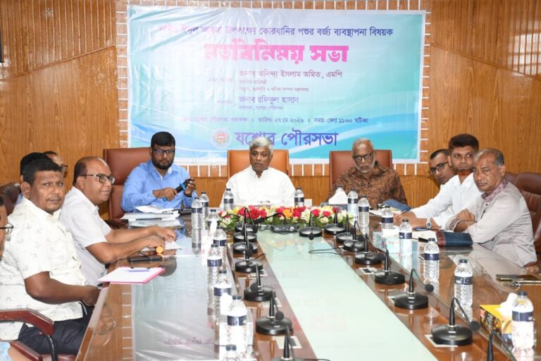 ঈদের দিনে ৩ ঘণ্টায় কোরবানির বর্জ্য অপসারণের নির্দেশ প্রতিমন্ত্রীর