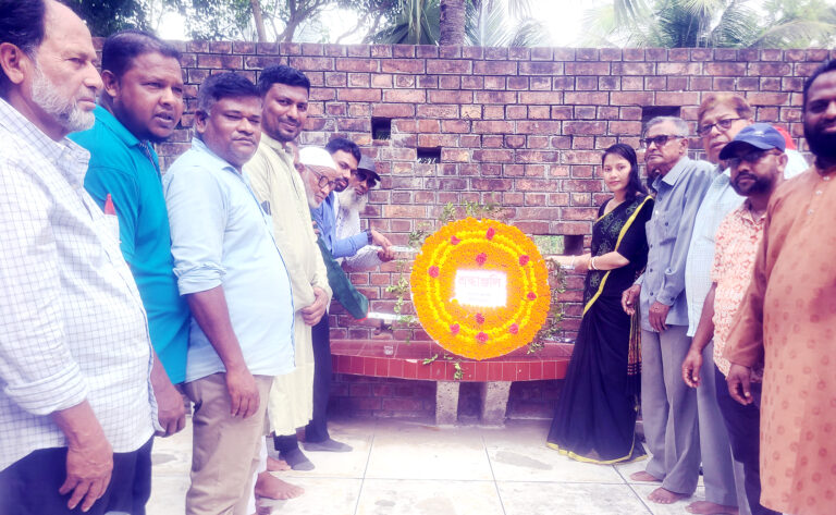 চুকনগরে যথাযোগ্য মর্যাদায় গণহত্যা দিবস পালিত চুকনগরে যথাযোগ্য মর্যাদায় গণহত্যা দিবস পালিত