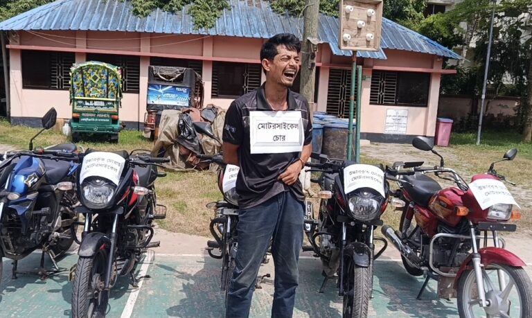 মাগুরায় চোর চক্রের সদস্য গ্রেফতার, উদ্ধার ৫ চোরাই মোটরসাইকেল