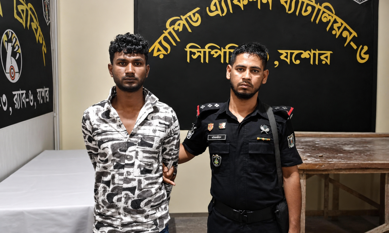 যশোরে হত্যা, অস্ত্র ও মাদক মামলার আসামি ‘ভাগ্নে ইমন’ গ্রেফতার