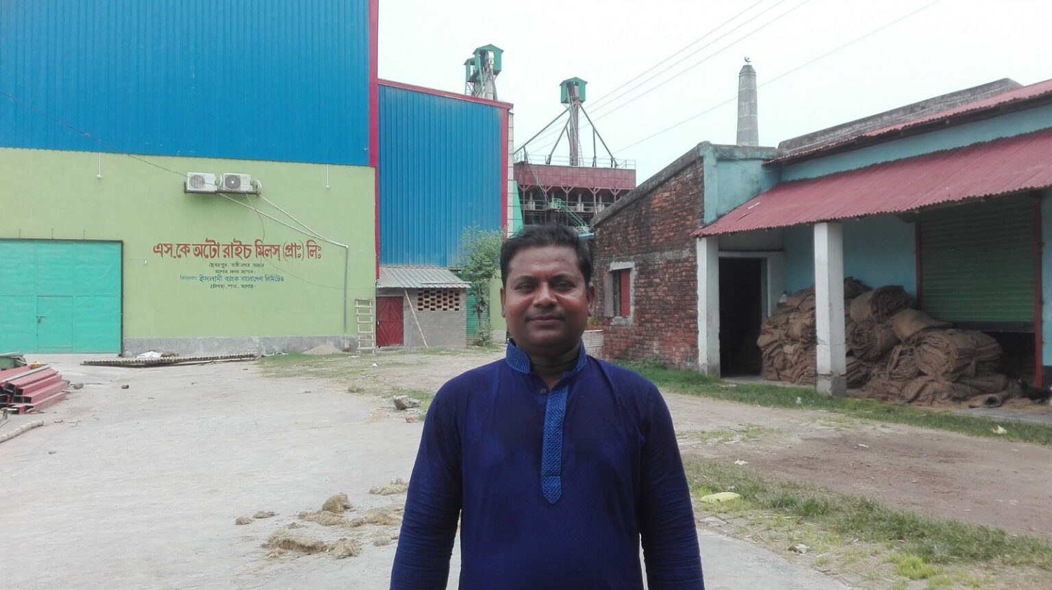 যশোরে খাদ্য কর্মকর্তার কারসাজিতে অস্তিত্বহীন মিলে বরাদ্দ, তদন্তের দাবি