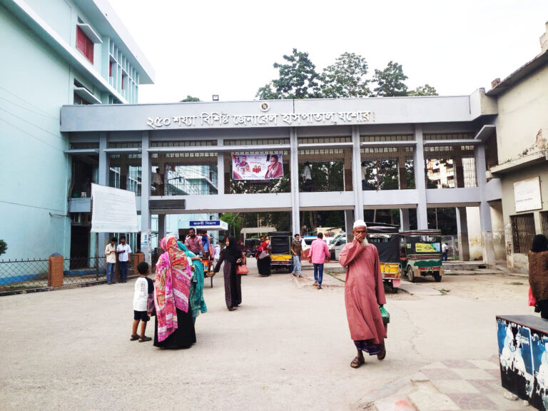 যশোর জেনারেল হাসপাতালের মহিলা সার্জারি ওয়ার্ডে আগুন, রোগীরা আতঙ্কিত