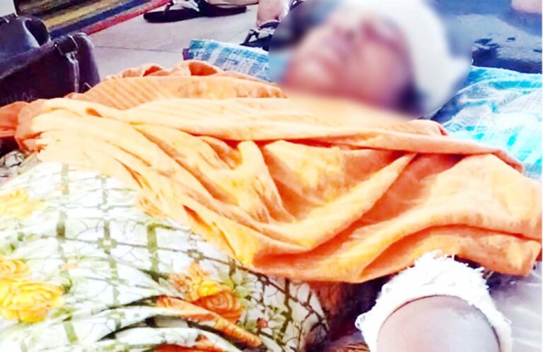 প্রতিপক্ষের হামলায় বাবা-মা ও মেয়ে গুরুতর : থানায় অভিযোগ