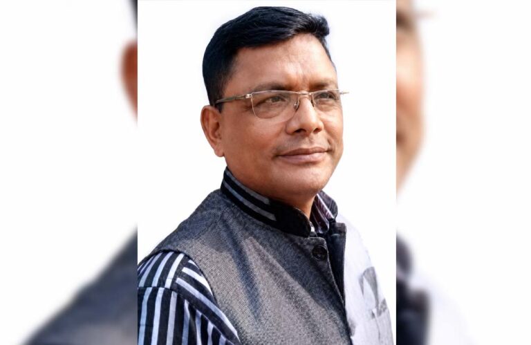 মণিরামপুরে তিন মামলায় সাজাপ্রাপ্ত আসামি প্রধান শিক্ষক জামালের চাকরি থেকে ইস্তফা মণিরামপুরে তিন মামলায় সাজাপ্রাপ্ত আসামি প্রধান শিক্ষক জামালের চাকরি থেকে ইস্তফা