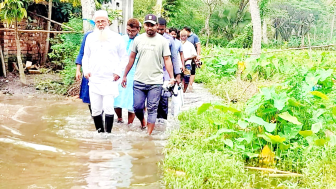 কেশবপুরে জলাবদ্ধ এলাকা পরিদর্শনে এমপি মোক্তার আলী, টেকসই সমাধানের আশ্বাস কেশবপুরে জলাবদ্ধ এলাকা পরিদর্শনে এমপি মোক্তার আলী, টেকসই সমাধানের আশ্বাস