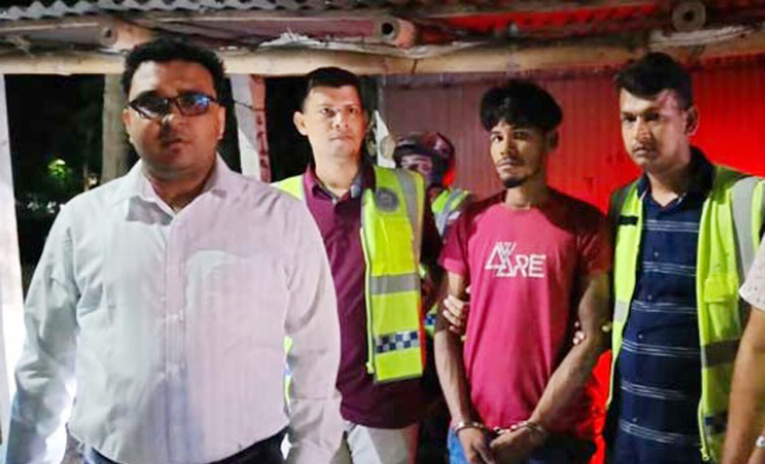 কোটচাঁদপুরে মাদক বিরোধী অভিযানে যুবকের কারাদণ্ড কোটচাঁদপুরে মাদক বিরোধী অভিযানে যুবকের কারাদণ্ড
